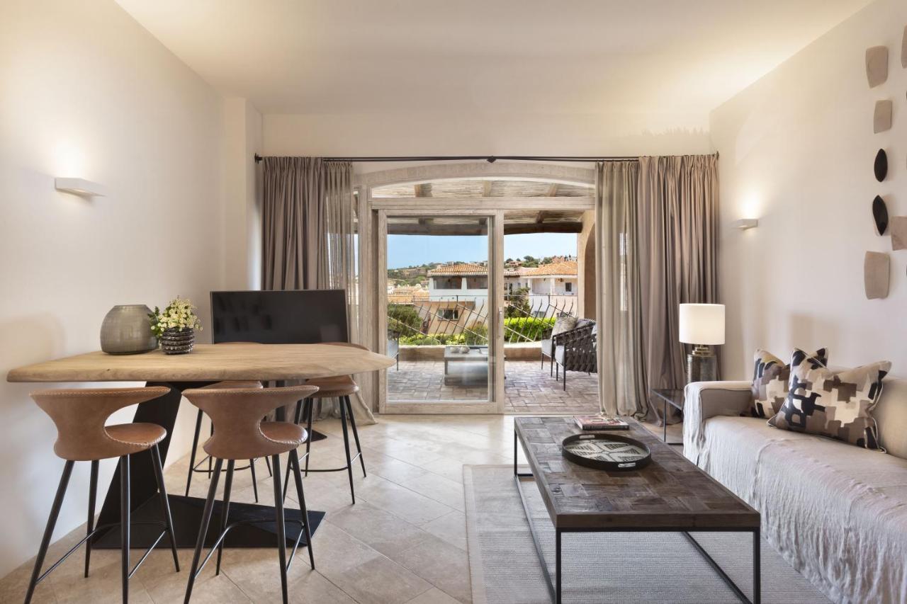 Le Suites Porto Cervo Exterior photo